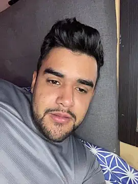 Snapshot of JONATAN_BIGDICK chatting on October 23, 7:12 pm JONATAN BIGDICK online show from October 23, 7:12 pm