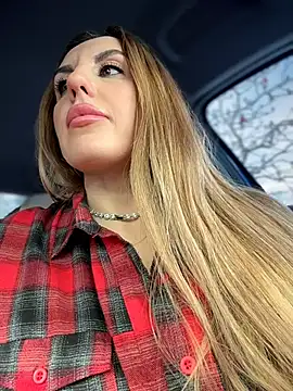 Kalli Fornia online show from February 22, 9:11 am