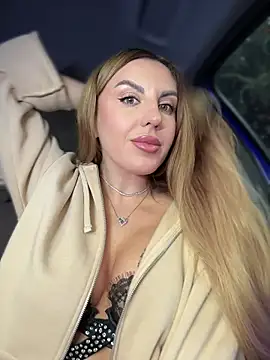 Kalli Fornia online show from November 7, 9:36 am