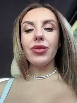 Kalli Fornia online show from September 14, 8:48 am