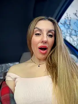 Kalli Fornia online show from March 6, 9:15 am