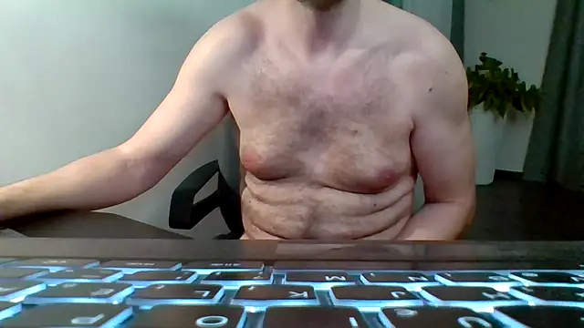 Horney boy86 online show from March 2, 10:23 pm