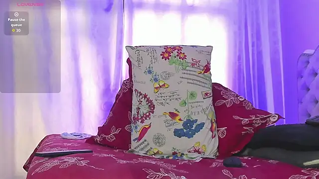 saammii  online show from May 30, 8:25 pm