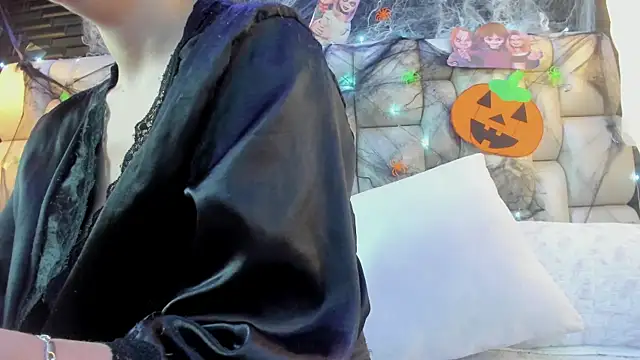 Salo Heaven online show from October 31, 1:52 pm