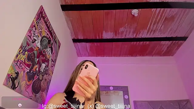 Snapshot of Sweet_Cinthia chatting on July 14, 7:20 pm Sweet Cinthia online show from July 14, 7:20 pm