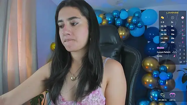 annadu011 online show from April 12, 2:09 pm