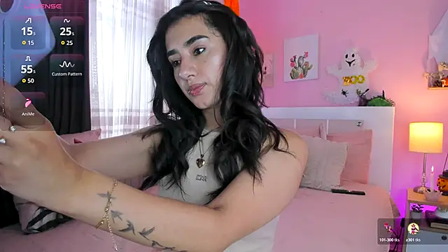 annadu011 online show from October 19, 1:58 pm