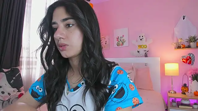 annadu011 online show from October 16, 3:09 pm