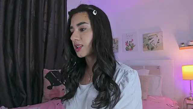 annadu011 online show from December 5, 2:48 pm