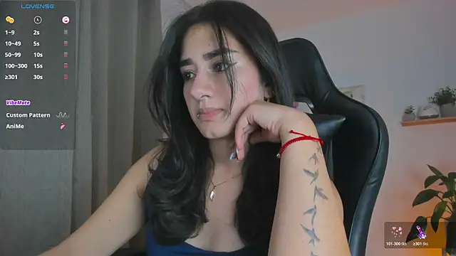 annadu011 online show from March 12, 11:53 pm