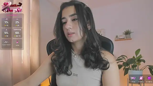 annadu011 online show from February 26, 1:55 pm