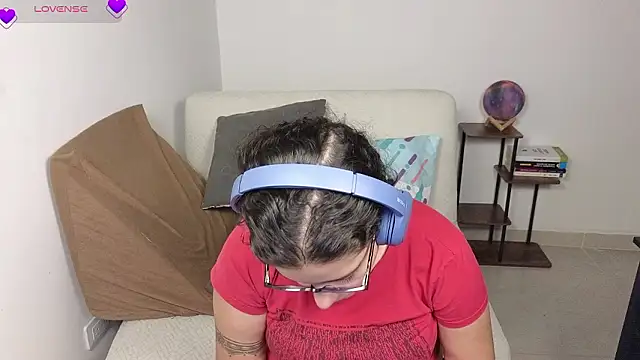 blue  moon  online show from January 15, 3:32 am