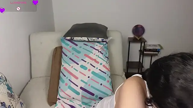 blue  moon  online show from April 1, 4:03 am