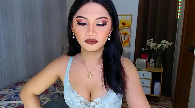 Snapshot of xXCathyJennerXx chatting on February 13, 9:20 am xXCathyJennerXx online show from February 13, 9:20 am