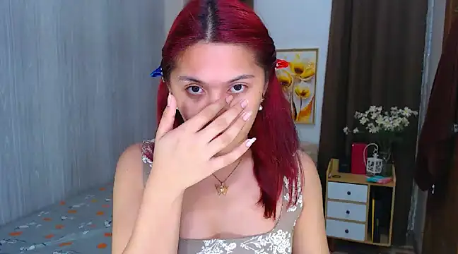 Snapshot of xXCathyJennerXx chatting on December 7, 10:50 am xXCathyJennerXx online show from December 7, 10:50 am