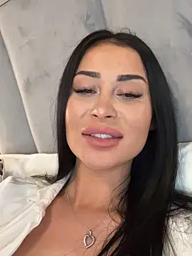 EmyLaveau online show from March 11, 12:06 pm