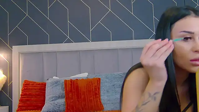 EmyLaveau online show from January 14, 6:17 am