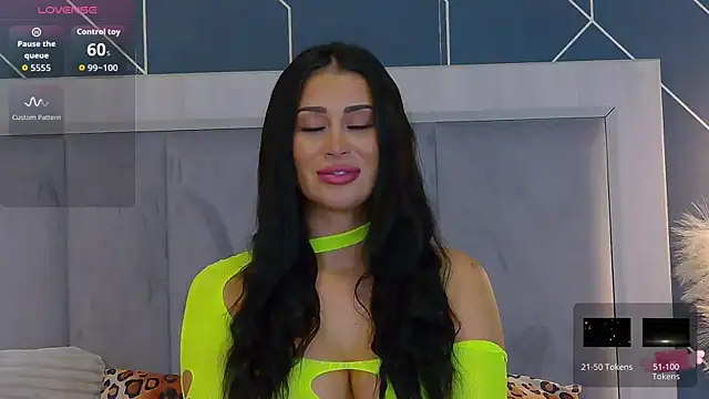 EmyLaveau online show from September 23, 5:25 am