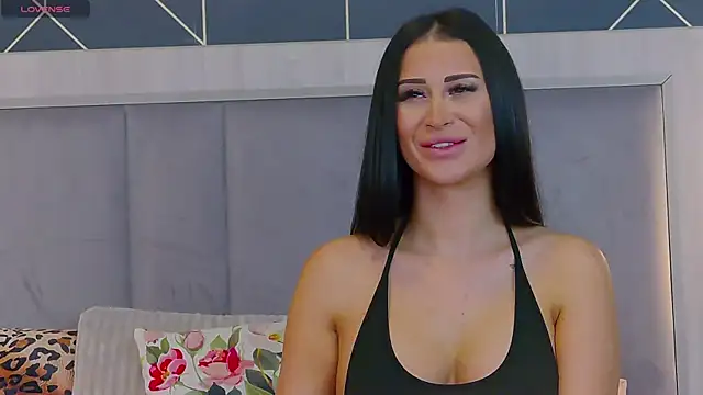 EmyLaveau online show from November 24, 6:46 am