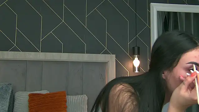 EmyLaveau online show from April 1, 5:09 am