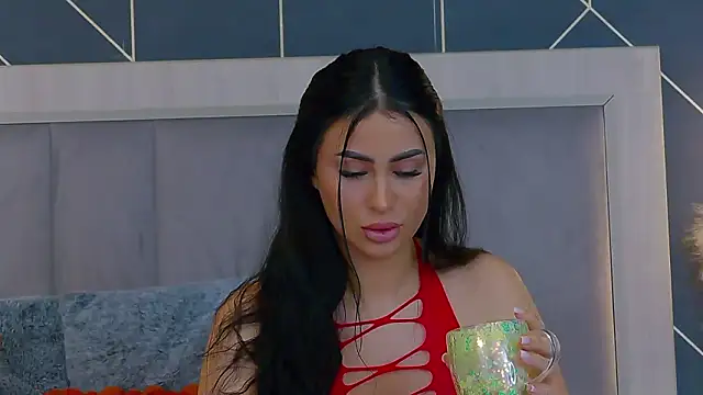 EmyLaveau online show from March 3, 6:20 am