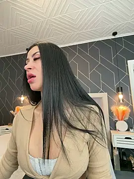 EmyLaveau online show from February 16, 6:34 am