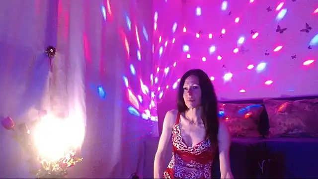 ElysaSun online show from May 24, 5:35 pm