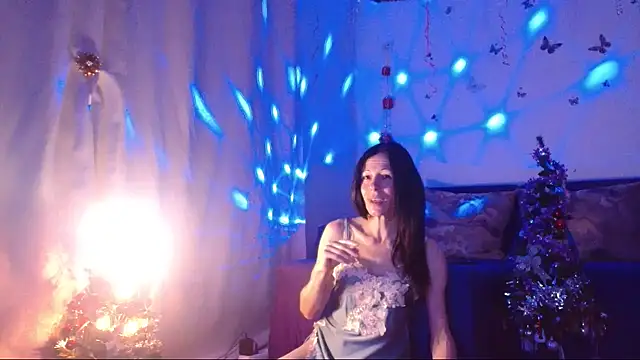 ElysaSun online show from December 13, 8:04 pm