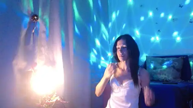 ElysaSun online show from October 11, 4:52 pm