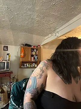 evacheers online show from February 9, 8:45 am