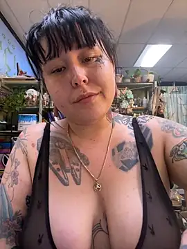 evacheers online show from October 22, 10:04 am