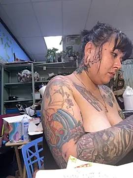 evacheers online show from November 6, 8:51 am