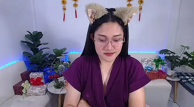 plysaithailand online show from March 20, 1:15 pm