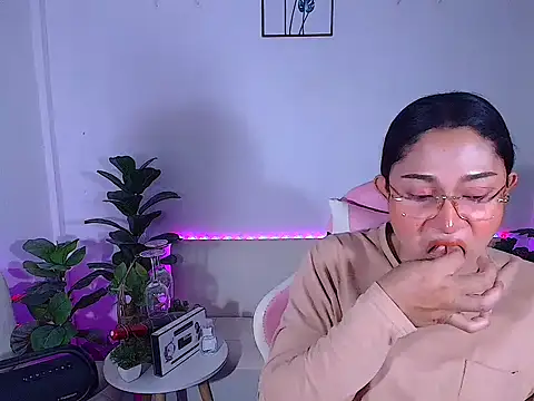 plysaithailand online show from October 21, 9:19 am