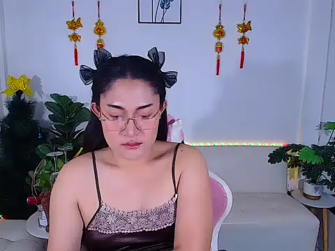 Snapshot of plysaithailand chatting on March 2, 7:15 am plysaithailand online show from March 2, 7:15 am