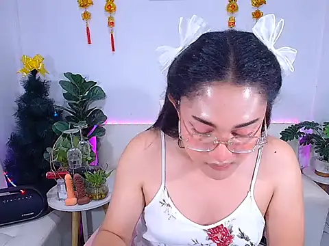 Snapshot of plysaithailand chatting on February 24, 4:08 pm plysaithailand online show from February 24, 4:08 pm