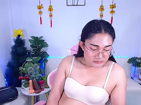 Snapshot of plysaithailand chatting on February 5, 9:38 am plysaithailand online show from February 5, 9:38 am