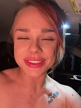 Snapshot of PennyPrincess chatting on March 12, 1:47 am PennyPrincess online show from March 12, 1:47 am