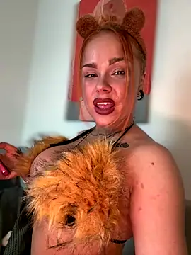 PennyPrincess online show from November 30, 12:28 pm