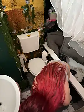 PennyPrincess online show from March 27, 7:06 am