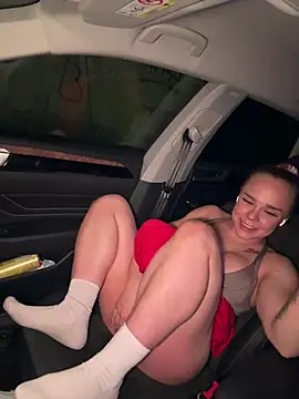 Snapshot of PennyPrincess chatting on March 11, 10:42 pm PennyPrincess online show from March 11, 10:42 pm