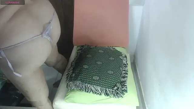 selenax2023 online show from April 15, 4:40 am