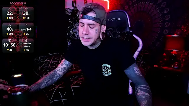 Snapshot of josh__ackerman chatting on October 4, 6:53 pm josh ackerman online show from October 4, 6:53 pm