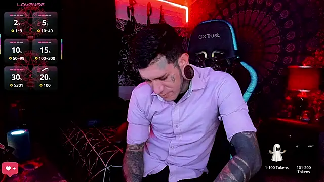 Snapshot of josh__ackerman chatting on September 28, 1:01 am josh ackerman online show from September 28, 1:01 am