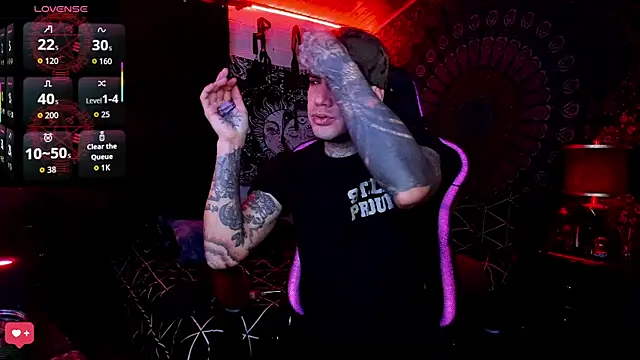 Snapshot of josh__ackerman chatting on September 11, 2:11 am josh ackerman online show from September 11, 2:11 am