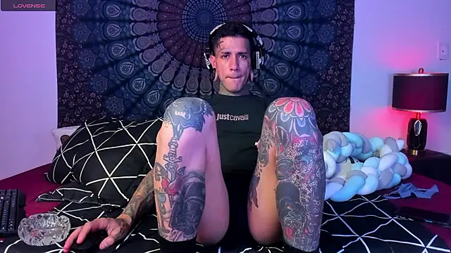 josh  ackerman online show from February 6, 9:38 am