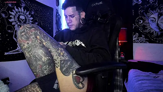 Snapshot of josh__ackerman chatting on March 4, 4:38 am josh ackerman online show from March 4, 4:38 am