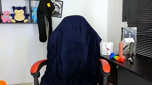 Snapshot of ann_bronw chatting on March 13, 5:28 pm ann bronw online show from March 13, 5:28 pm