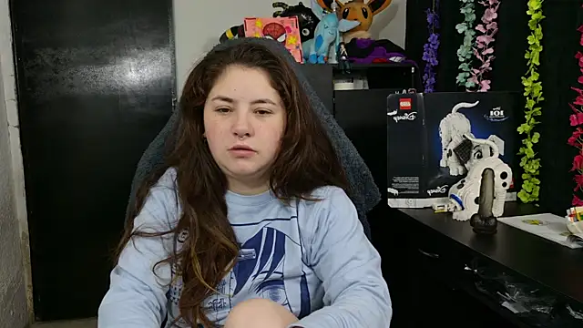 Snapshot of ann_bronw chatting on December 2, 11:56 am ann bronw online show from December 2, 11:56 am