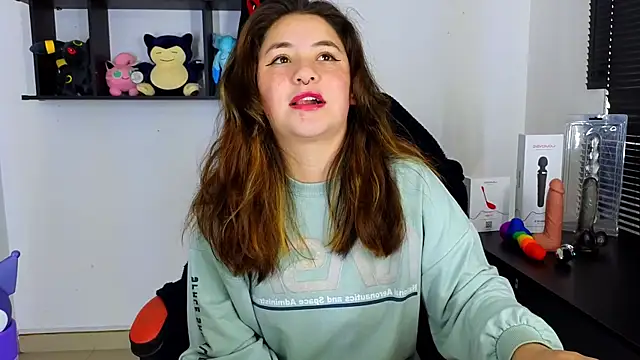 Snapshot of ann_bronw chatting on March 10, 2:16 pm ann bronw online show from March 10, 2:16 pm